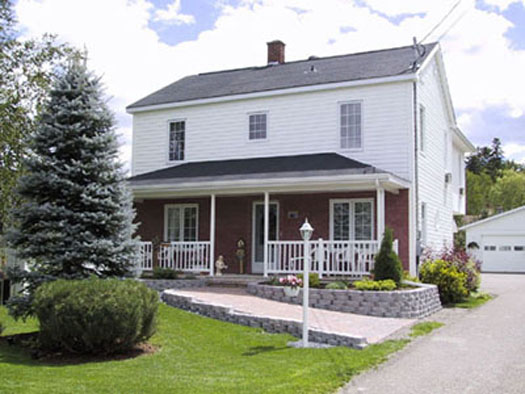 house3.jpg (61400 bytes)